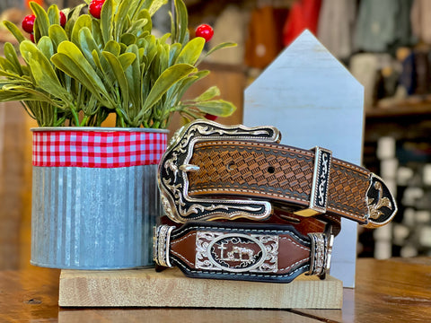 Men’s Honey Leather Belt With Praying Cowboy Concho