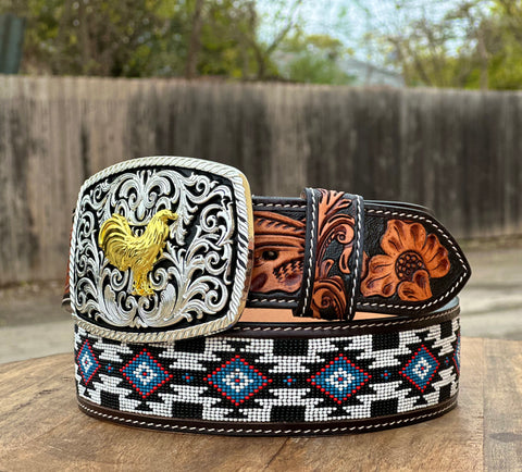 Hand-Tooled Artesanal Tabs With White and Black Beaded Leather Belt