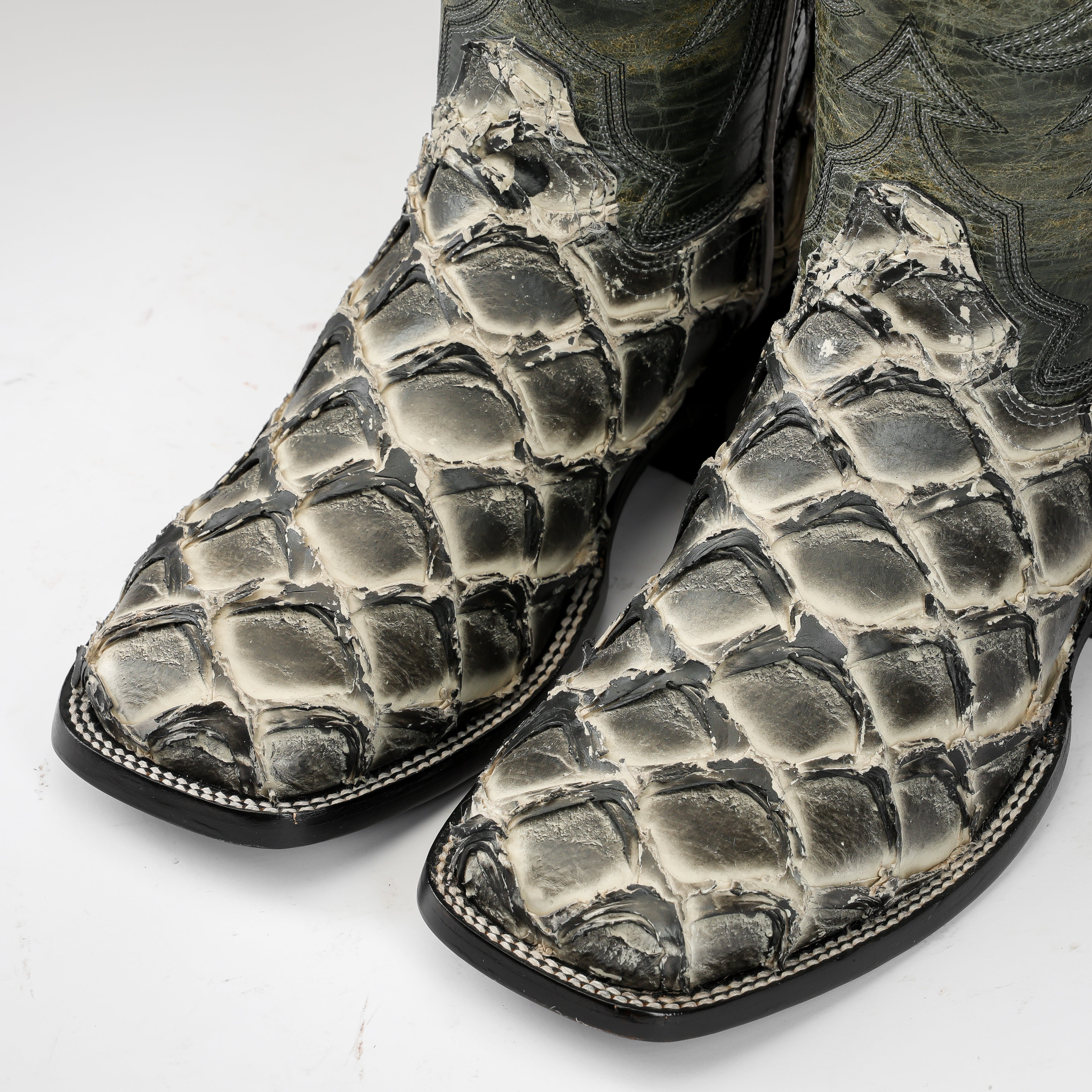 Orix Jumbo Pirarucu Leather Boots - Square Toe – Texas Boot Ranch