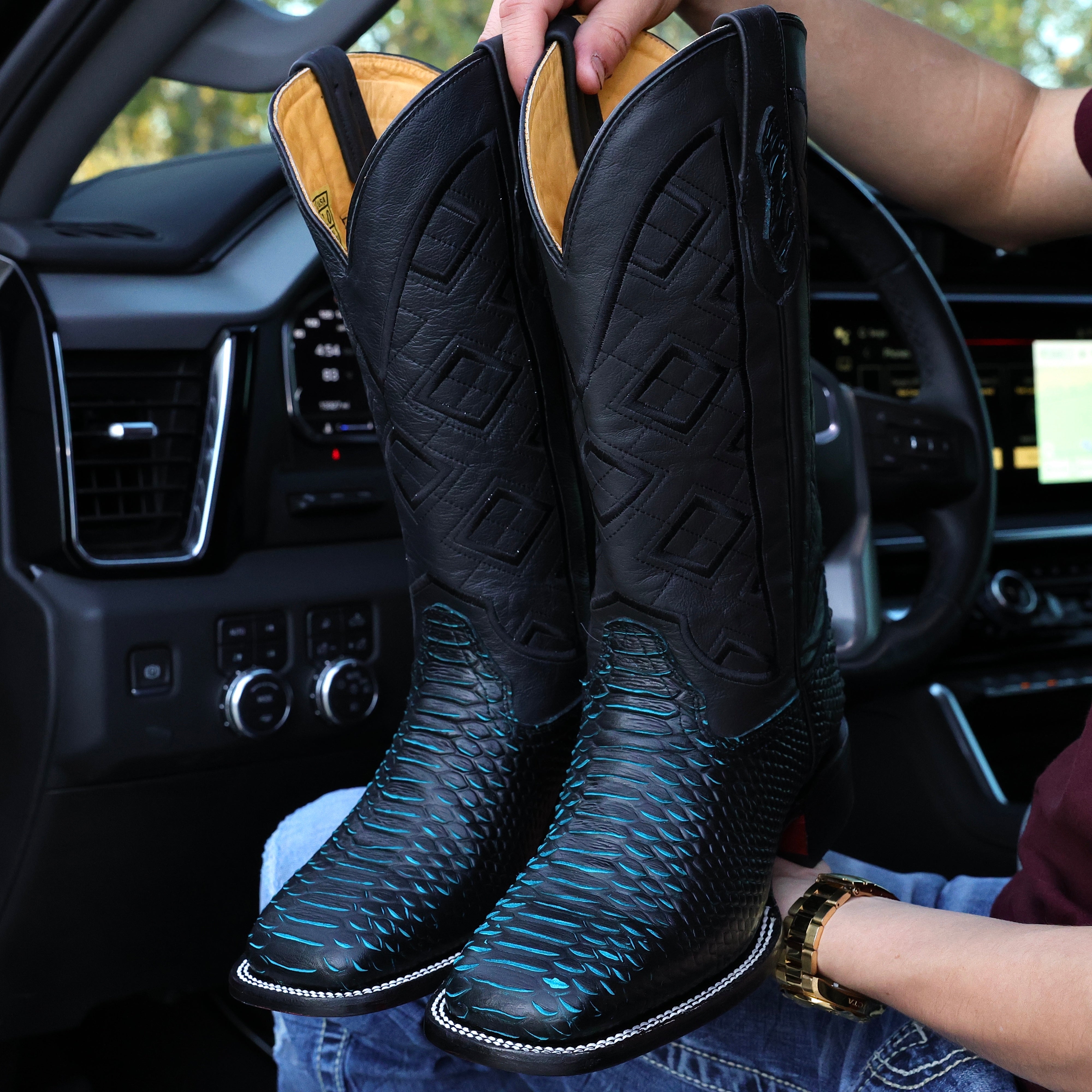 nee/トゥッタッタ Black & Aqua Python Leather Boots - Square Toe – Texas Boot
