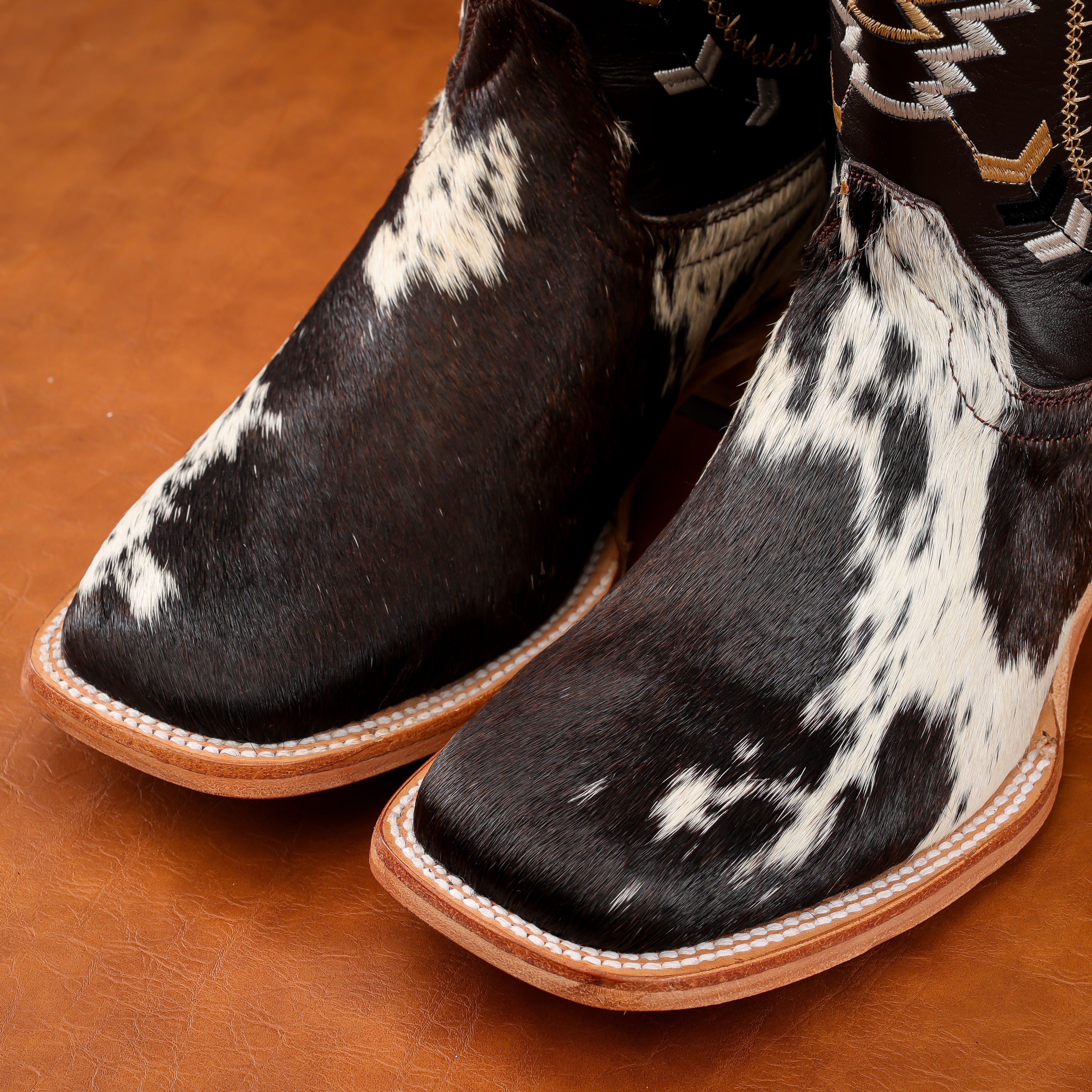 Brown Genuine Cowhide Boots - Square Toe – Texas Boot Ranch
