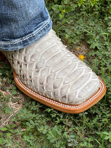 Brown Artesanal With Cowhide And Blue Stones Long Wallet – Texas Boot Ranch