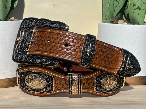Men’s Honey Leather Belt With Praying Cowboy Concho
